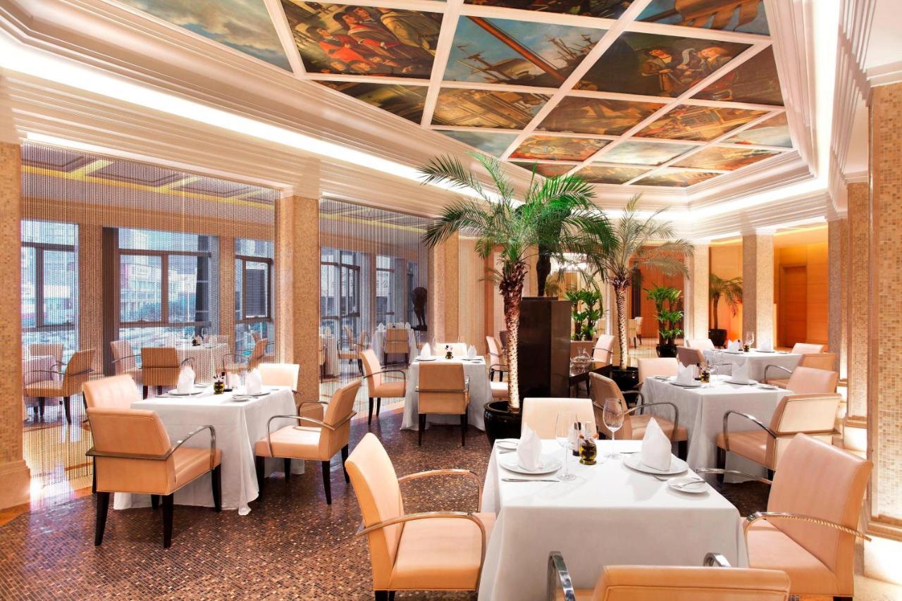 Sheraton Shenzhen Futian Hotel Exterior photo