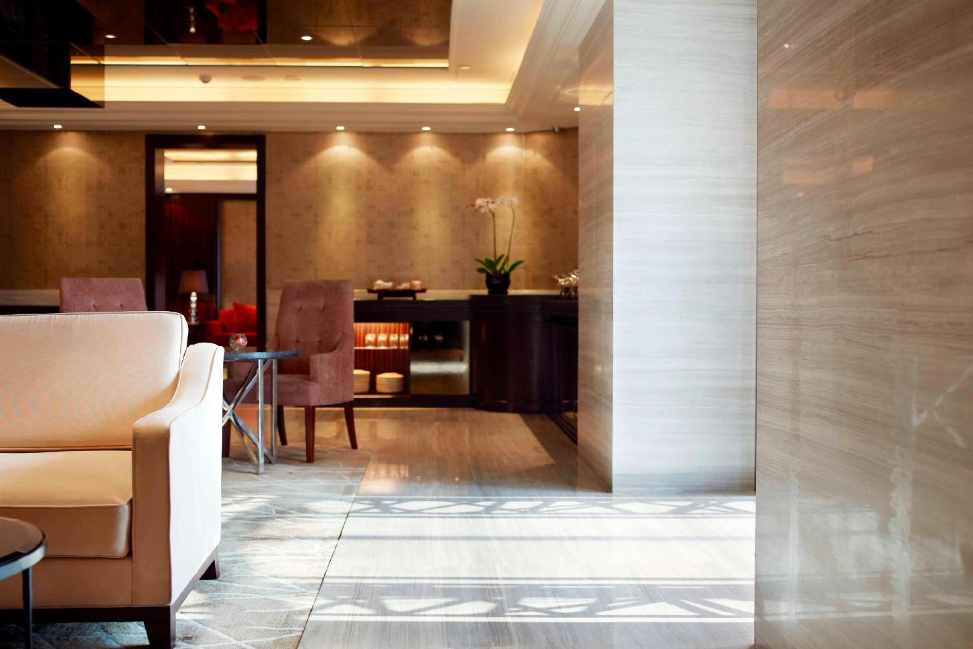 Sheraton Shenzhen Futian Hotel Exterior photo