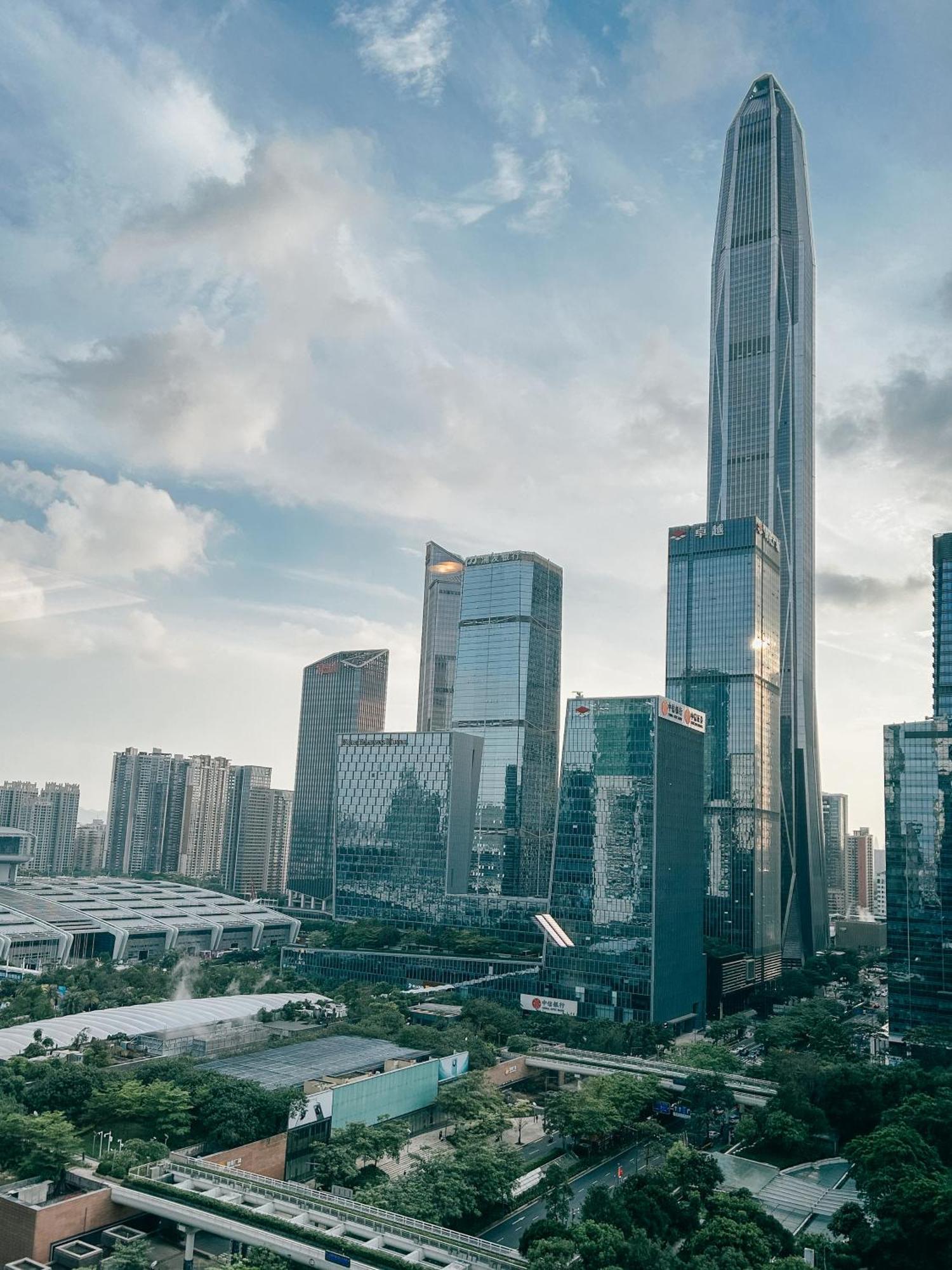 Sheraton Shenzhen Futian Hotel Exterior photo